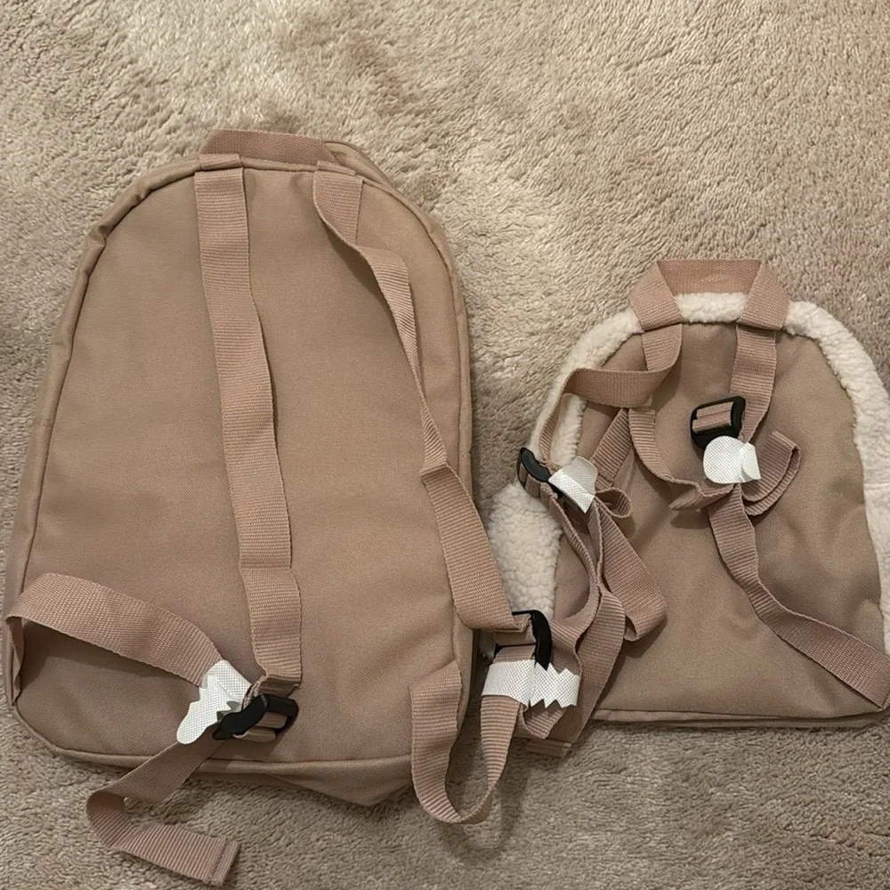 Backpack bundle - Picture 2 of 2